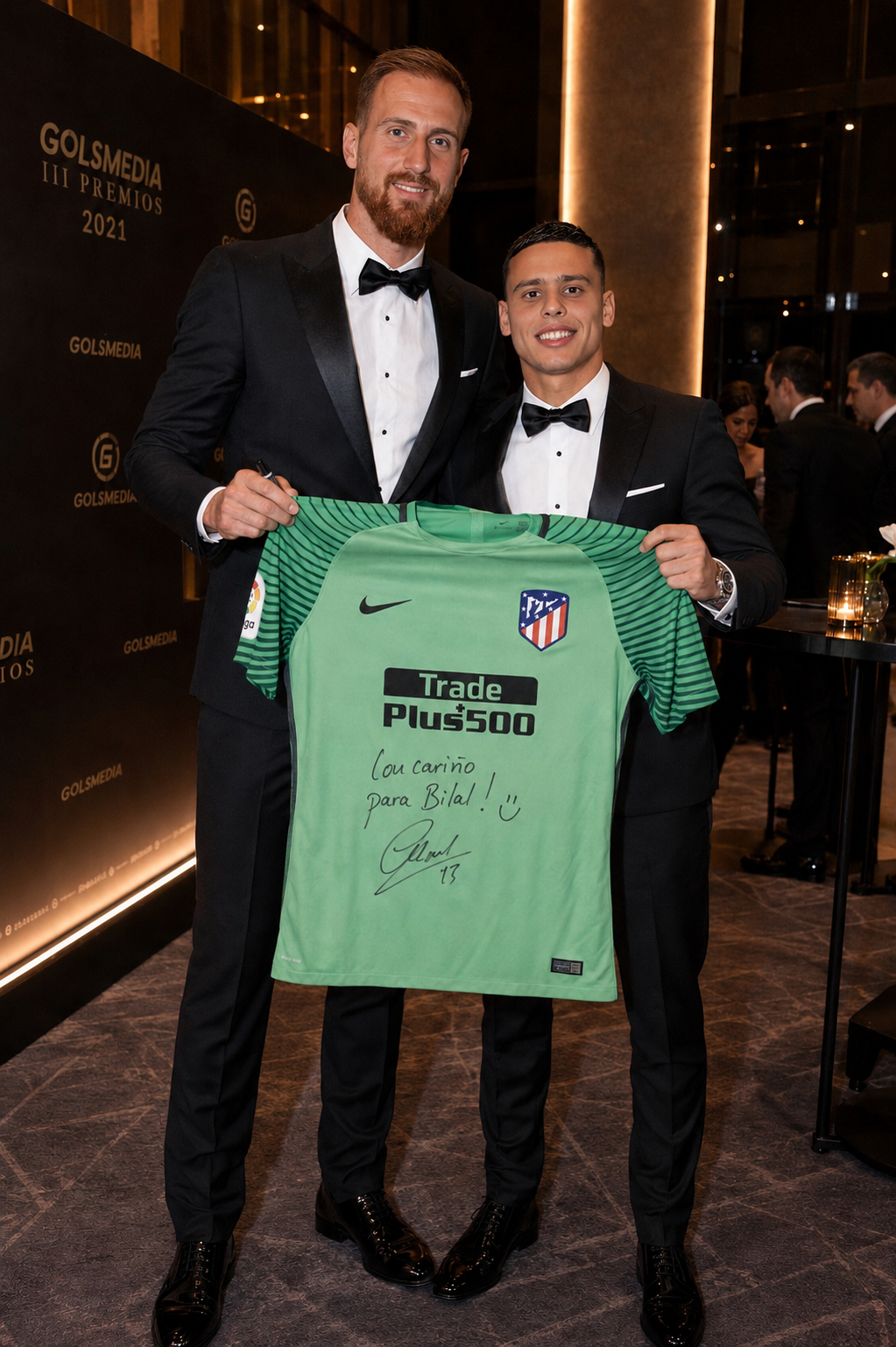Personally dedicated and signed match jersey · Golsmedia Gala — Bilal Jabri Jabri with Jan Oblak, elite goalkeeper mentorship